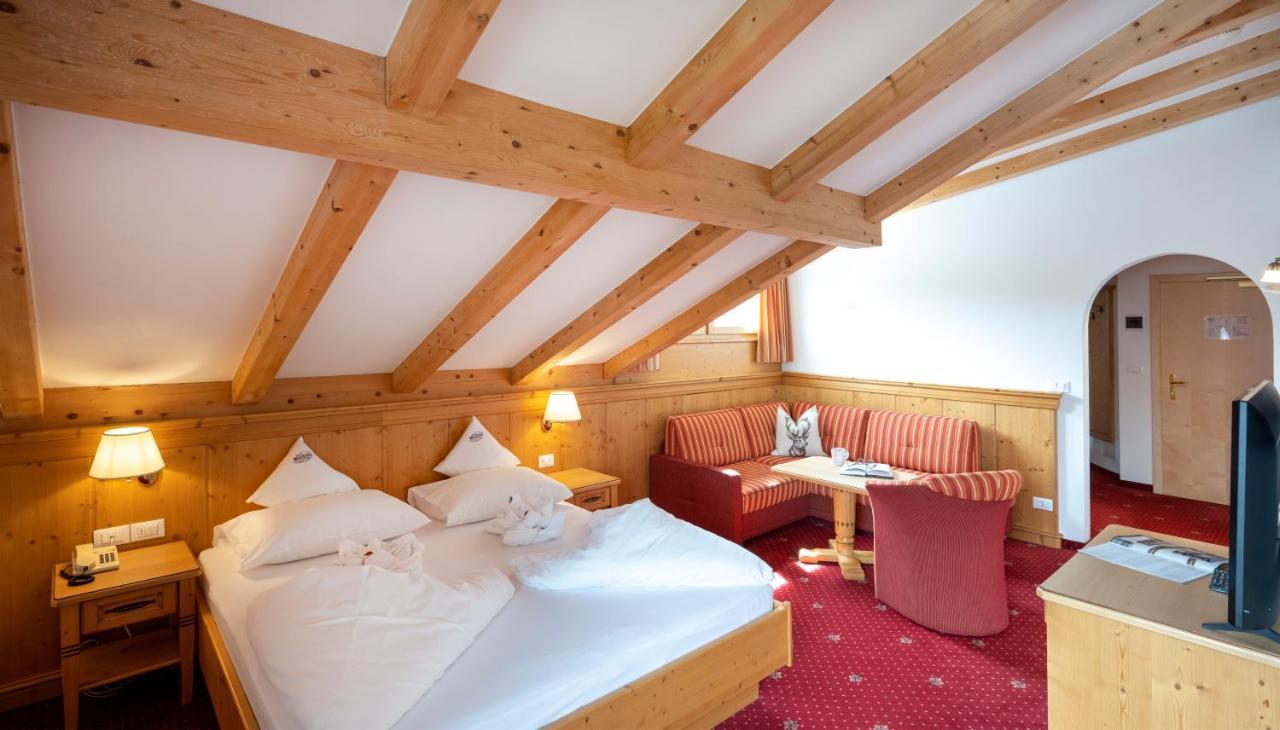 Hotel Bellavista Alpe Di Siusi Bagian luar foto